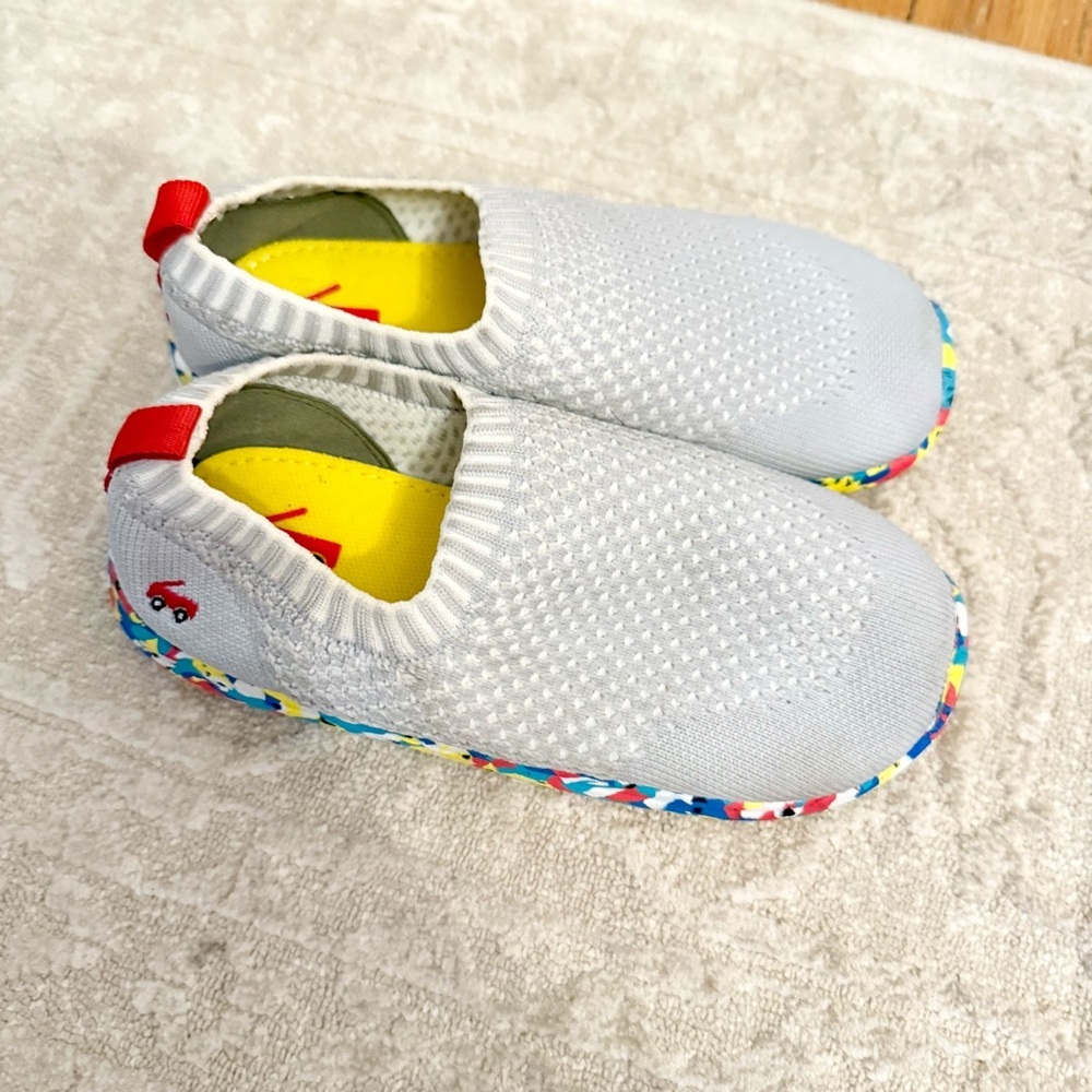 See Kai Run Kids Ryder Water Shoes - Light Gray Brand New Size 12 Toddler